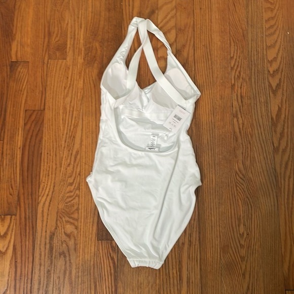 Andie The Tulum One Piece LT Swimsuit White Size M Tall NWT long torso - Picture 5 of 8